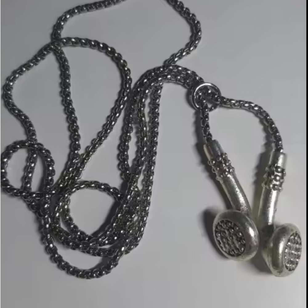 Silver Tone Headphone Pendant Necklace